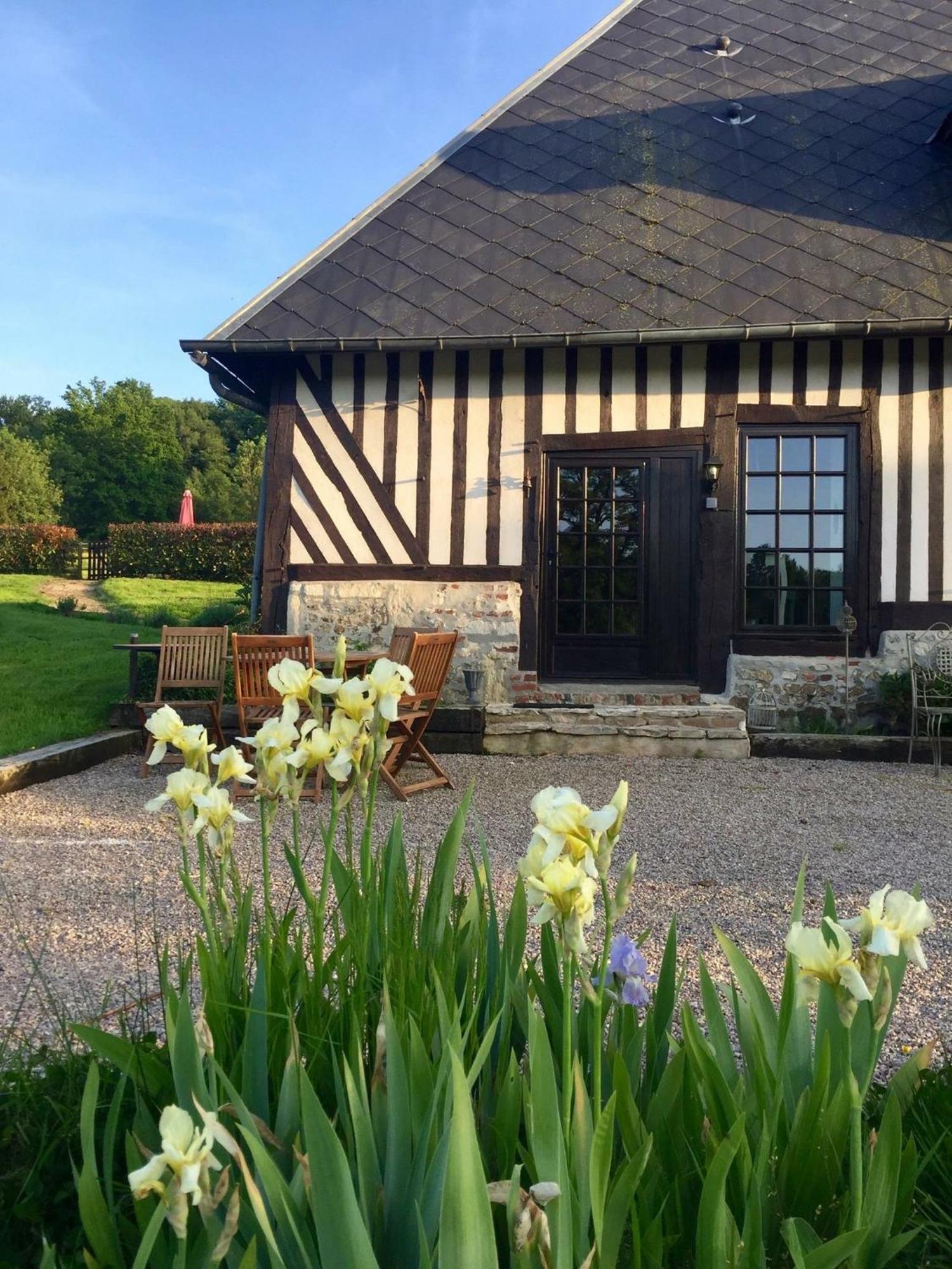 Bed and Breakfast Le Champ Des Possibles Manerbe Zewnętrze zdjęcie